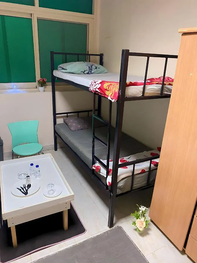 Mbz - Nice Bed Space 
