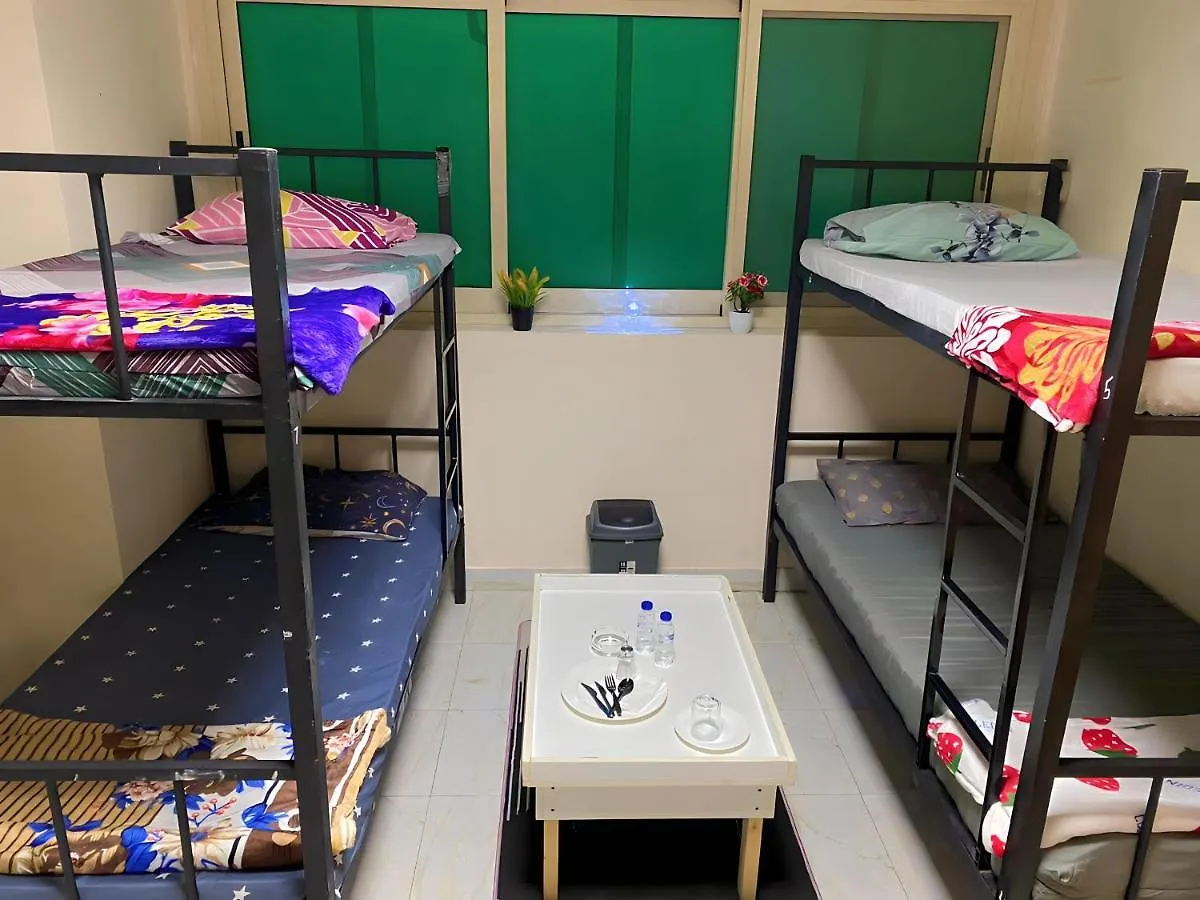 بيت شباب Mbz - Nice Bed Space 