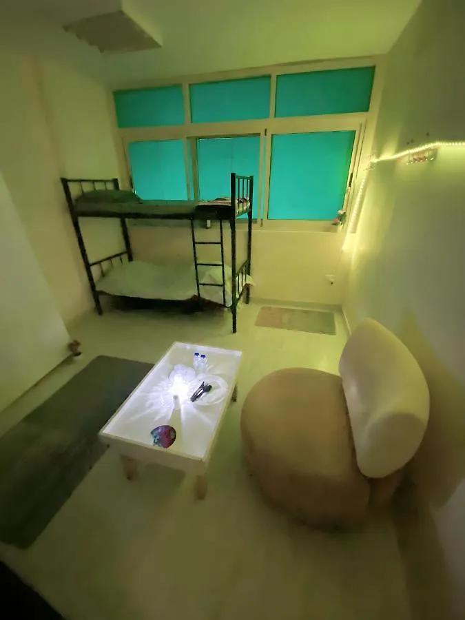 Mbz - Nice Bed Space 