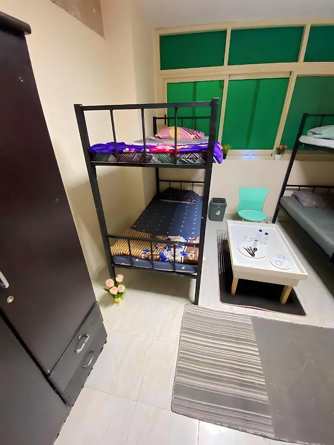 Hostel Mbz - Nice Bed Space 