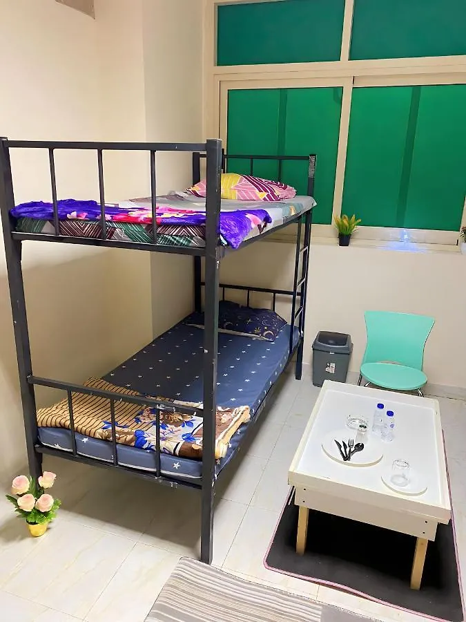 Mbz - Nice Bed Space 